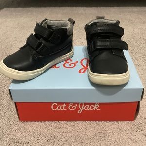 Cat & Jack Haider boots size 6